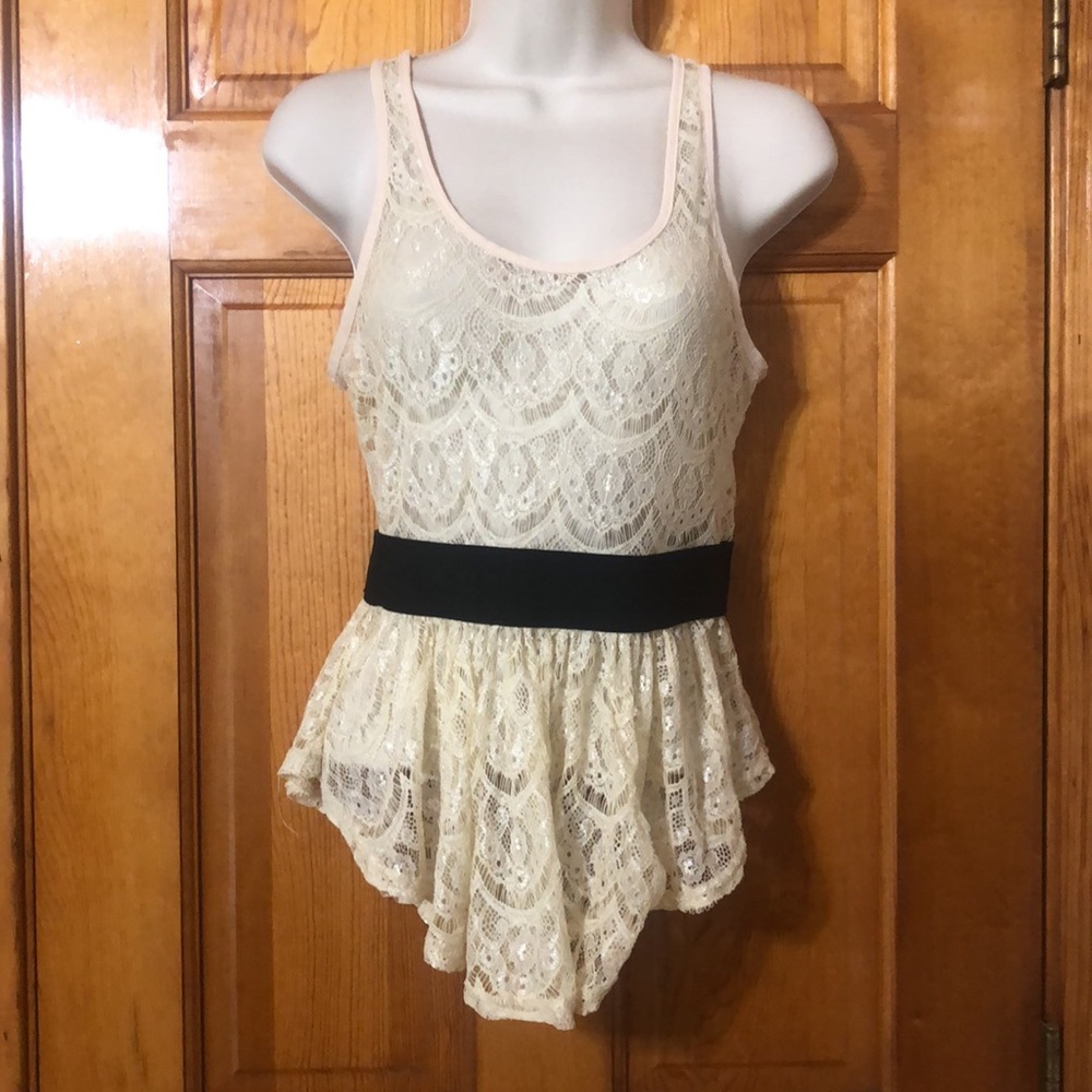 Blouse - Picture 2 of 5